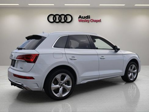 Used 2023 Audi Q5 2.0T Premium Plus AWD/4WD image 5