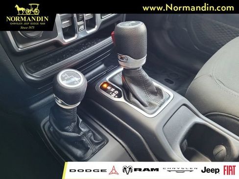 Used 2020 Jeep Wrangler Unlimited Sport AWD/4WD image 12