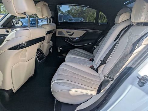 Used 2019 Mercedes-Benz S 450 Sedan image 12