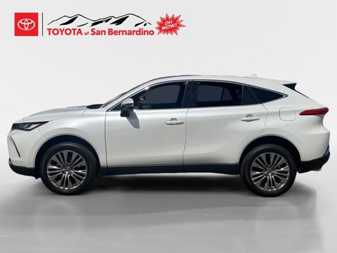 Certified 2024 Toyota Venza Limited AWD/4WD image 2