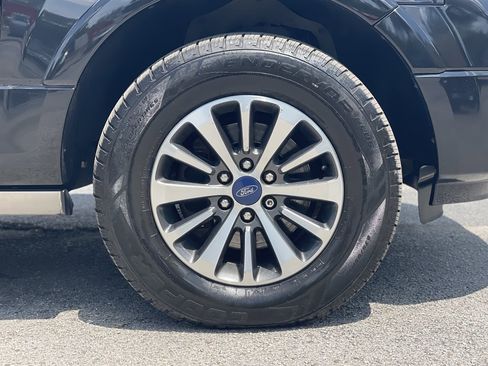 Used 2015 Ford Expedition Platinum AWD/4WD image 38