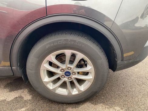 Used 2020 Ford Escape SE image 13