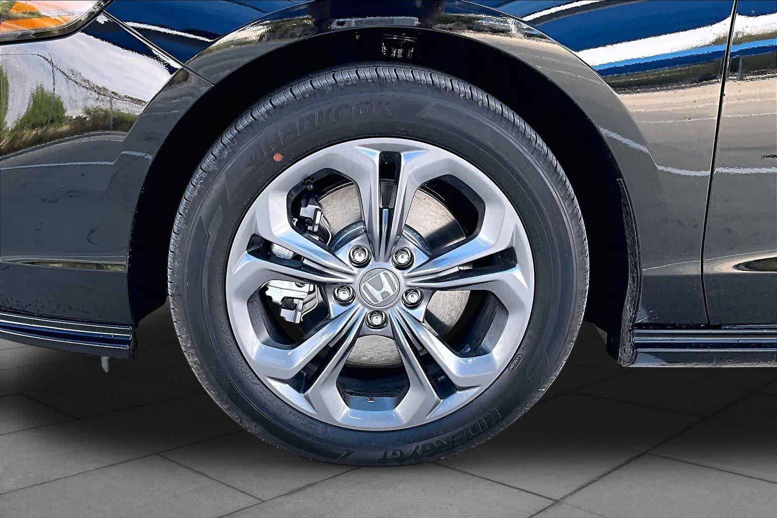New 2026 Honda Accord EX-L image 12
