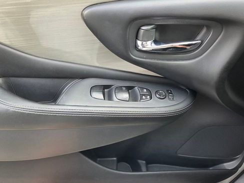 Used 2018 Nissan Murano SV image 30