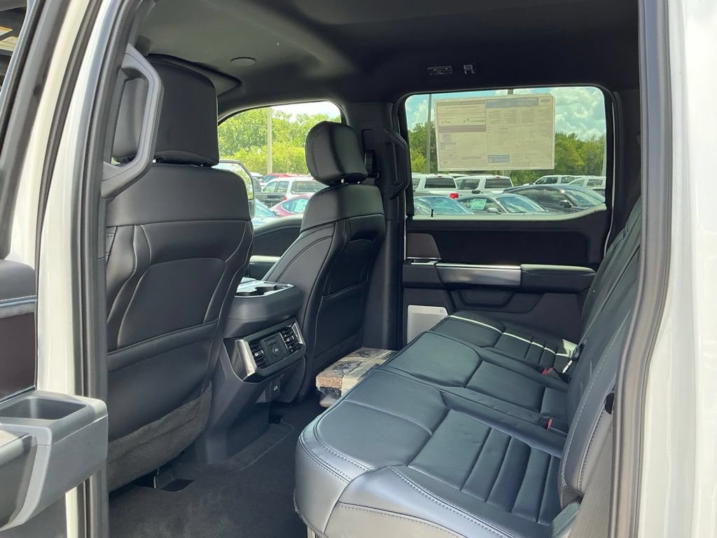 New 2026 Ford F350 Platinum w/ FX4 Off-Road Package AWD/4WD image 34