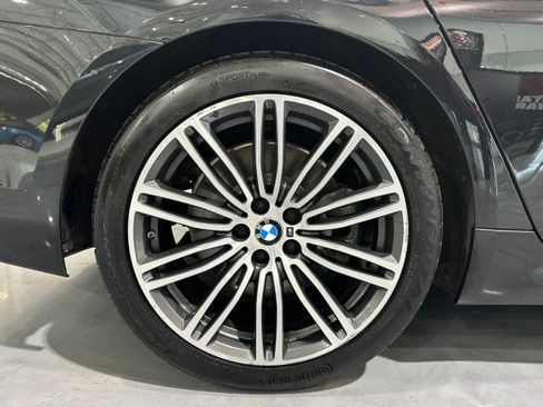 Used 2018 BMW 540i xDrive w/ M Sport Package AWD/4WD image 8