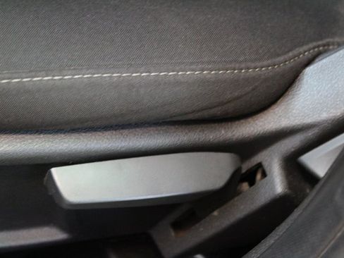 Used 2018 Ford Focus SE image 14