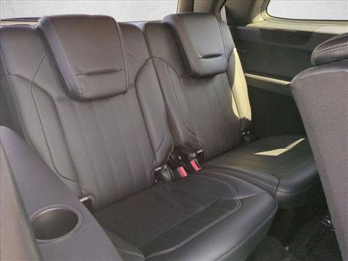 Used 2019 Mercedes-Benz GLS 450 4MATIC image 28