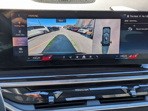 Used 2025 BMW X5 xDrive40i w/ Climate Comfort Package image 25