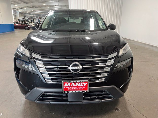 Used 2024 Nissan Rogue S FWD image 8