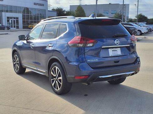 Used 2020 Nissan Rogue SL FWD image 2