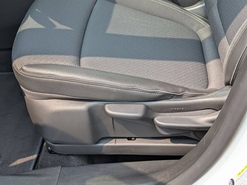 Used 2025 Buick Encore GX Preferred FWD image 15