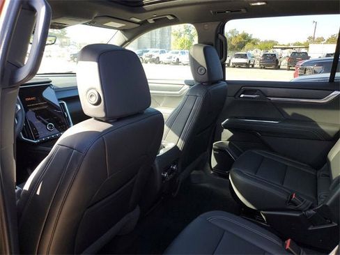 New 2026 GMC Acadia Elevation image 10