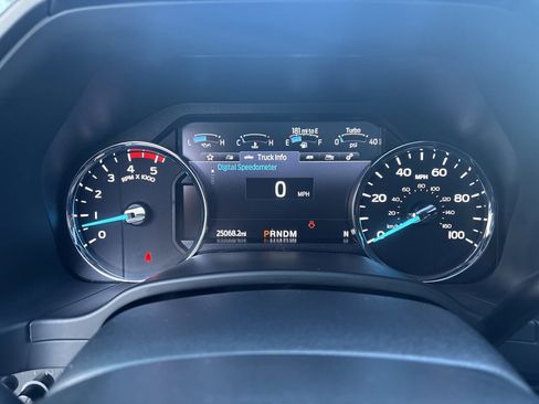 Used 2022 Ford F450 Platinum image 24