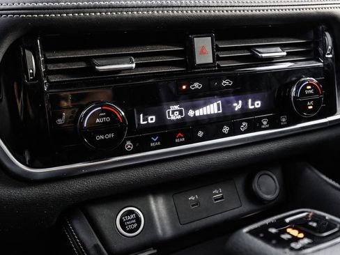 Used 2023 Nissan Rogue Platinum w/ Platinum Premium Package image 39