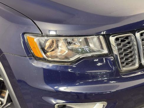 Used 2018 Jeep Grand Cherokee Limited w/ Trailer Tow Group IV AWD/4WD image 15