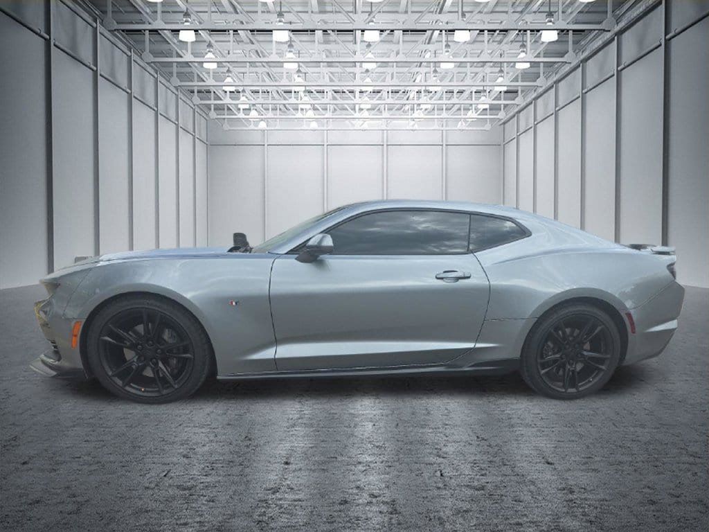 Used 2023 Chevrolet Camaro SS RWD image 3