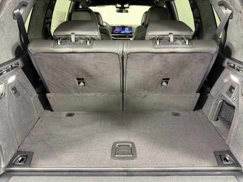 New 2026 BMW X7 M60i image 16