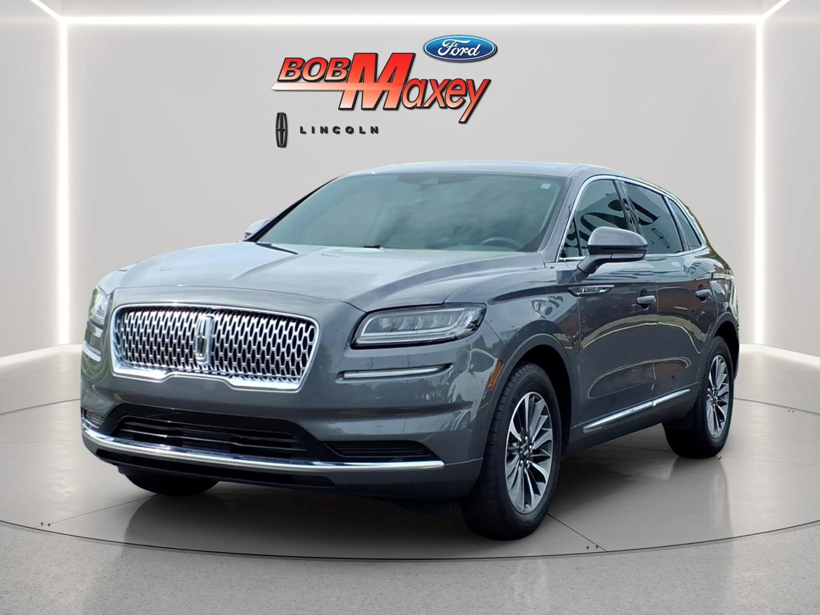 Certified 2023 Lincoln Nautilus Reserve FWD image 1