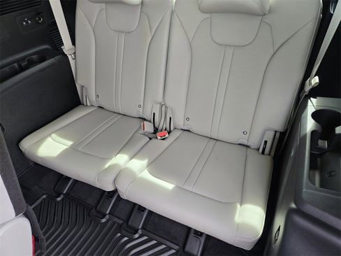 New 2025 Kia Sorento S w/ Panoramic Sunroof Package image 23