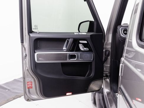 Used 2025 Mercedes-Benz G 550 image 5