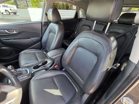 Used 2019 Hyundai Kona Limited FWD image 35