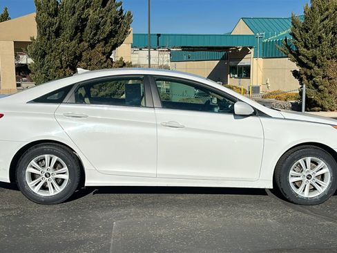 Used 2013 Hyundai Sonata GLS w/ Popular Equipment Pkg image 2
