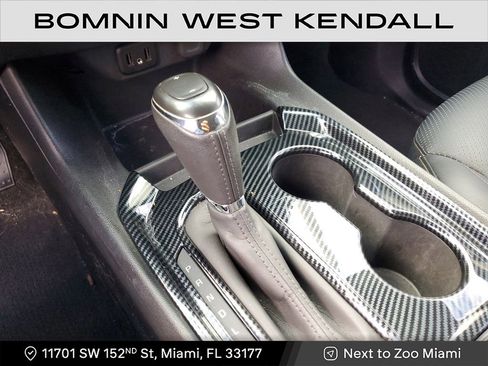 Used 2020 Chevrolet Traverse LT image 18