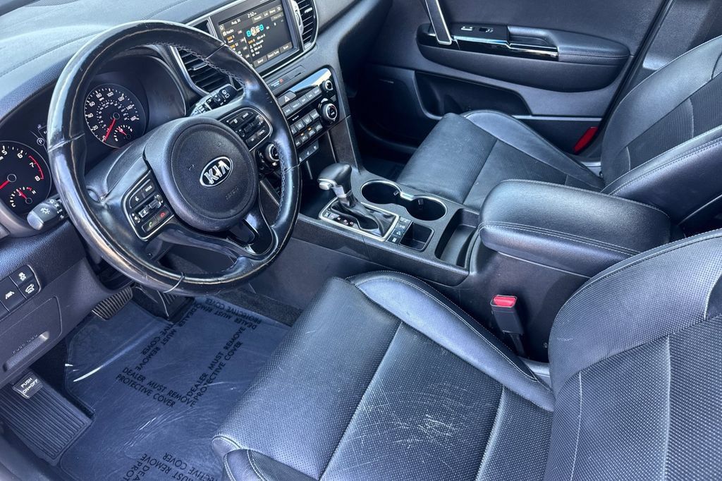 Used 2018 Kia Sportage EX w/ Option Group 040 AWD/4WD image 9
