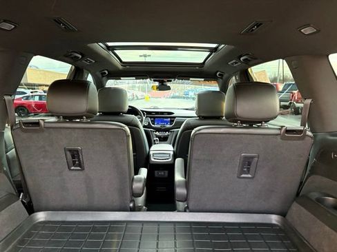 Used 2021 Cadillac XT6 Premium Luxury image 36