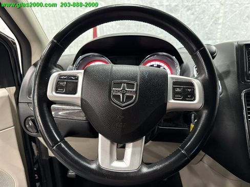 Used 2017 Dodge Grand Caravan SE w/ Power Window Group image 4