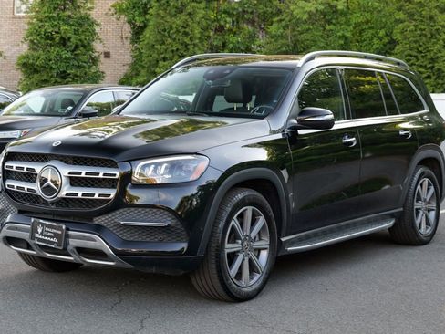 Used 2023 Mercedes-Benz GLS 450 4MATIC image 3