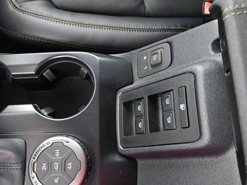 New 2026 Ford Bronco Badlands AWD/4WD image 29