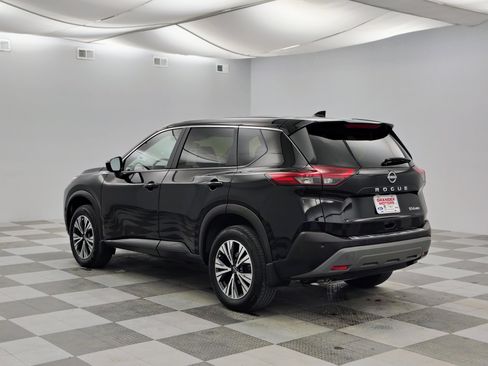 Used 2023 Nissan Rogue SV AWD/4WD image 6