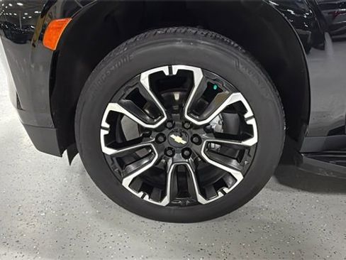 Used 2022 Chevrolet Tahoe High Country image 17