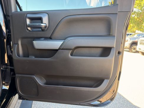 Used 2018 Chevrolet Silverado 1500 LT w/ All Star Edition AWD/4WD image 17