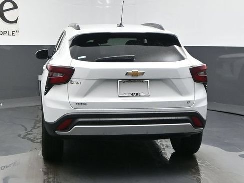 Used 2025 Chevrolet Trax LT w/ Driver Confidence Package FWD image 13