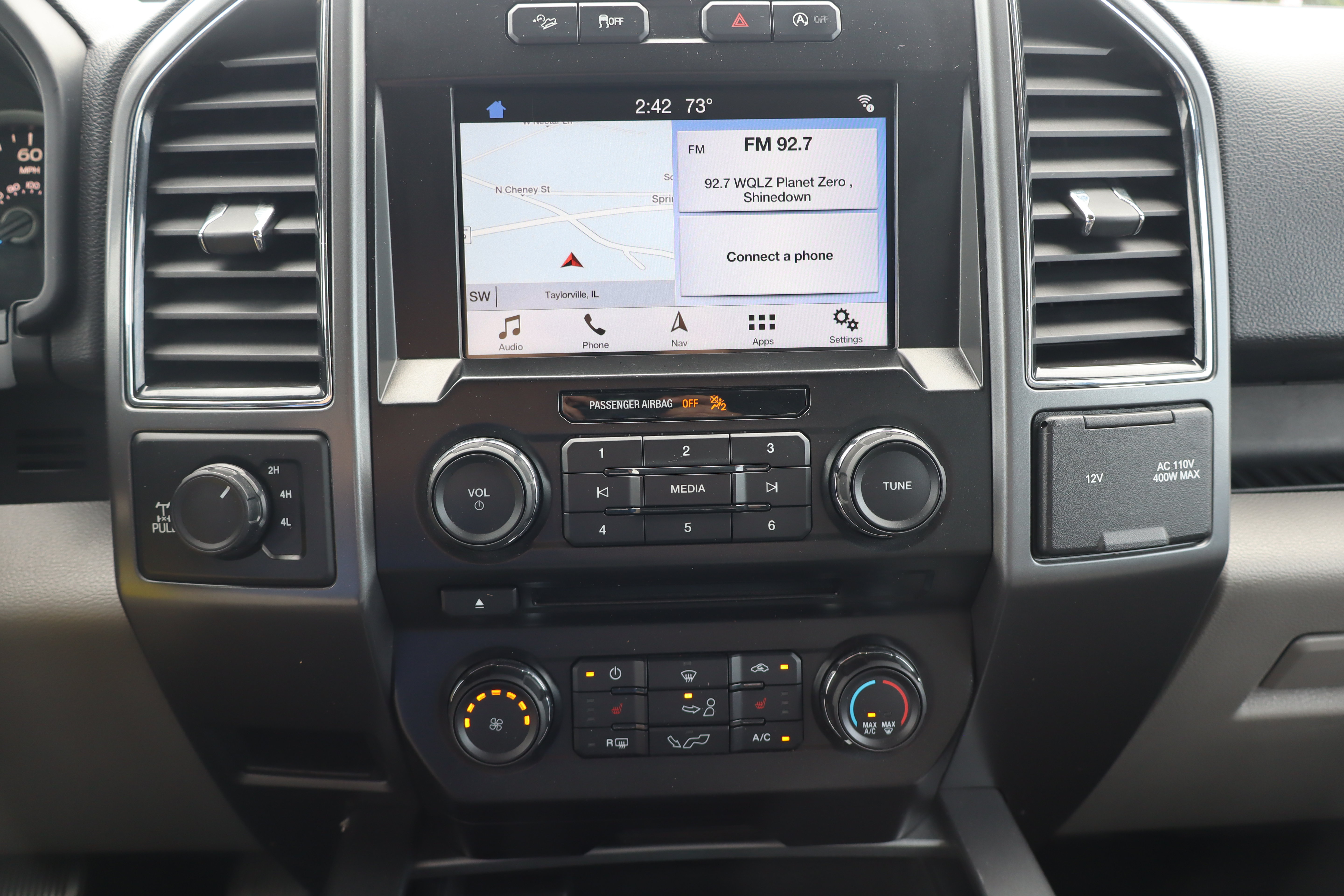 Used 2018 Ford F150 XLT w/ Equipment Group 302A Luxury AWD/4WD image 19