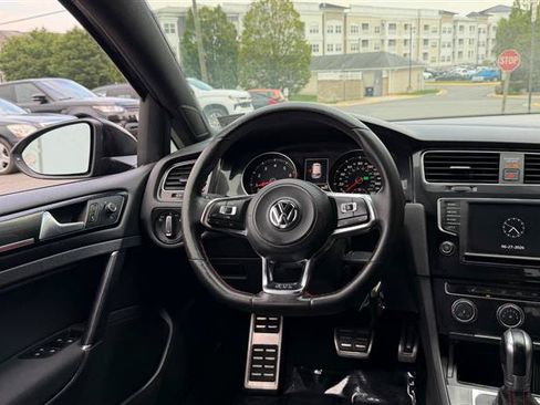 Used 2016 Volkswagen GTI S FWD image 22