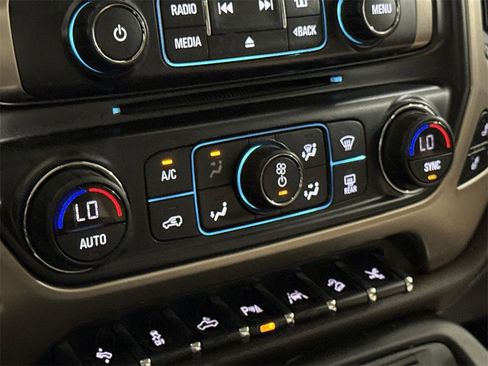 Used 2018 GMC Sierra 1500 Denali w/ Denali Ultimate Package image 15