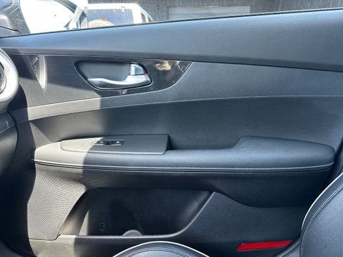 Used 2023 Kia Forte GT-Line w/ GT-Line Technology Package FWD image 20