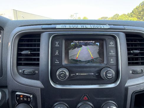 Used 2018 RAM 1500 Express RWD image 33