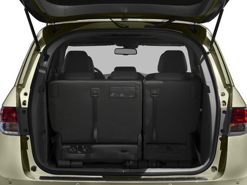 Used 2016 Honda Odyssey Touring Elite image 11