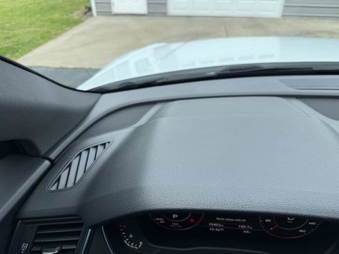 Used 2019 Audi Q5 2.0T Premium Plus w/ Premium Plus Package image 40