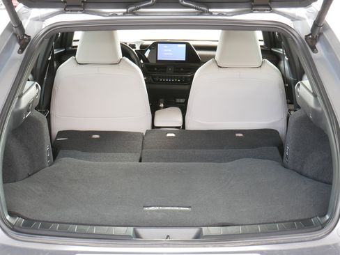 Used 2025 Lexus UX 300h FWD w/ Accessory Package (Z2) image 32