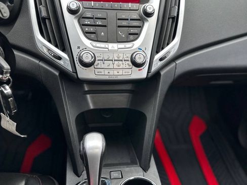 Used 2011 GMC Terrain SLT FWD image 18