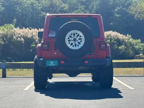 Used 2018 Jeep Wrangler Rubicon image 4