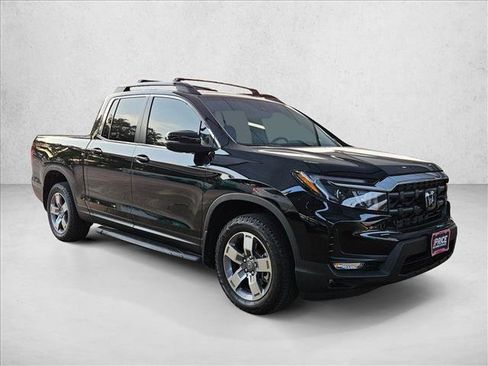 Used 2025 Honda Ridgeline RTL image 3