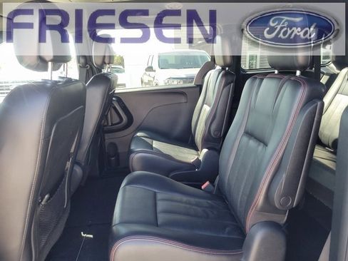 Used 2011 Dodge Grand Caravan R/T w/ Driver Convenience Group image 23