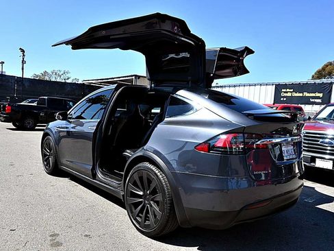 Used 2016 Tesla Model X 90D AWD/4WD image 30